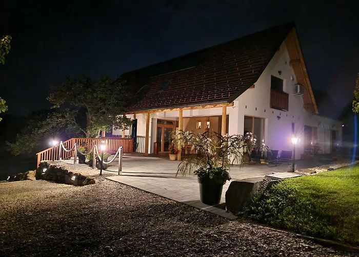 Rooms & Wine Lilek